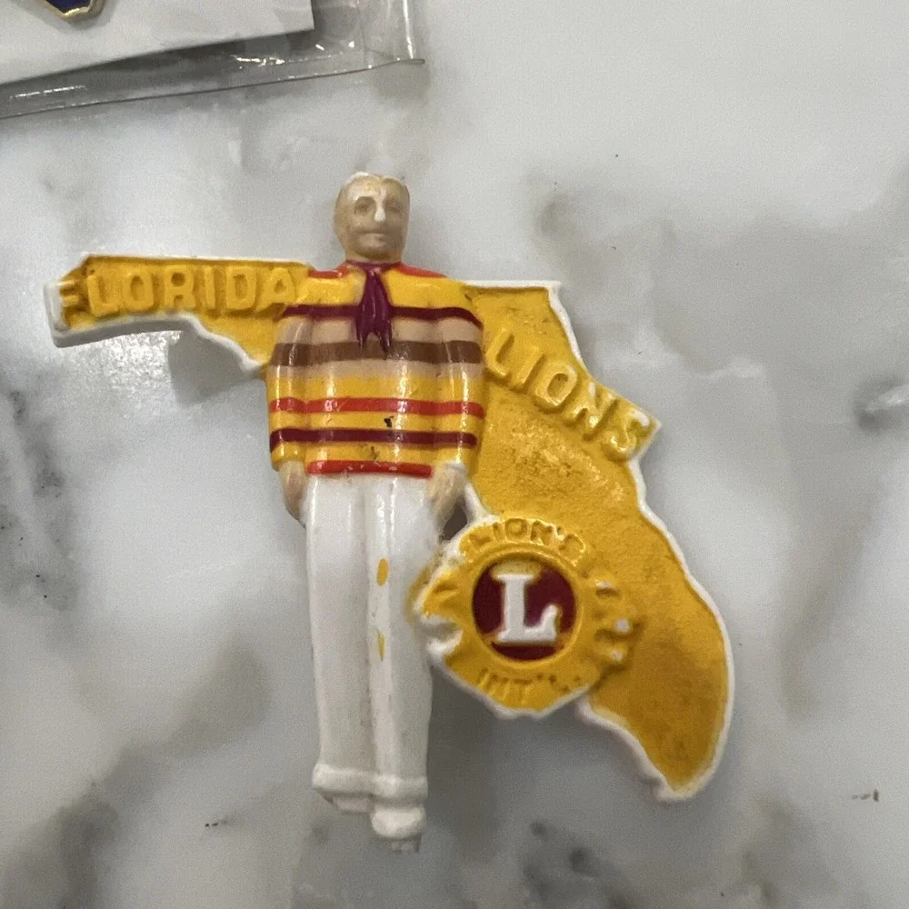 OLD LIONS CLUB INTERNATIONAL Attendance MEMBER METAL LAPEL PIN HAT BADGE Lot